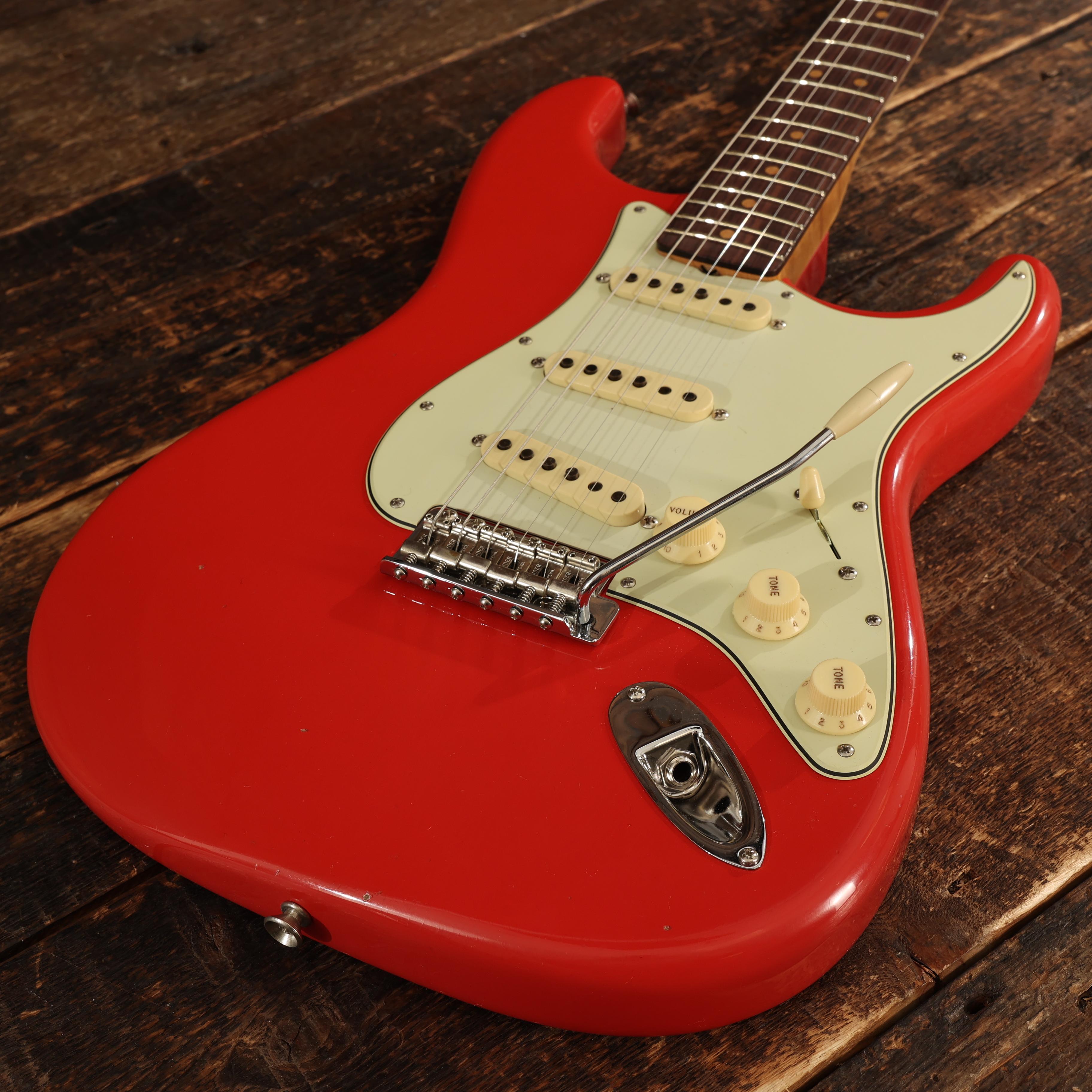 Fender Custom Shop '63 Journeyman Relic Stratocaster in Aged